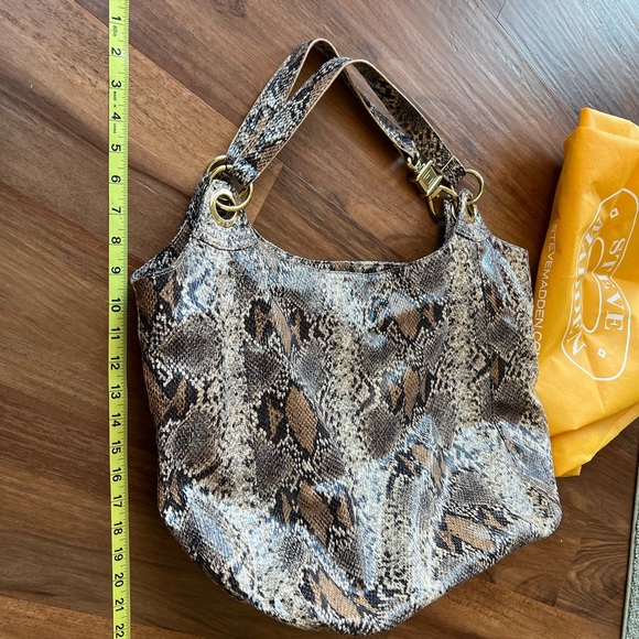 STEVEN by Steve Madden Vegan Python Snakeskin Large Hobo Bag! - Picture 9 of 12